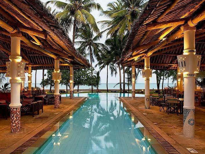 Neptune Village Beach Resort & Spa Galu Exterior foto